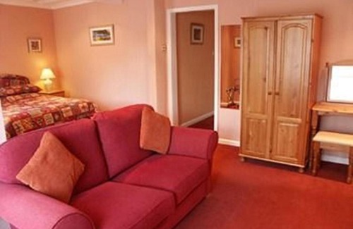 Talkin Hotel | The Blacksmiths Arms