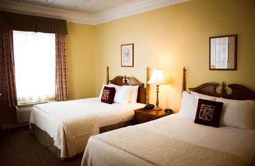Parkersburg Hotel | The Blennerhassett Hotel
