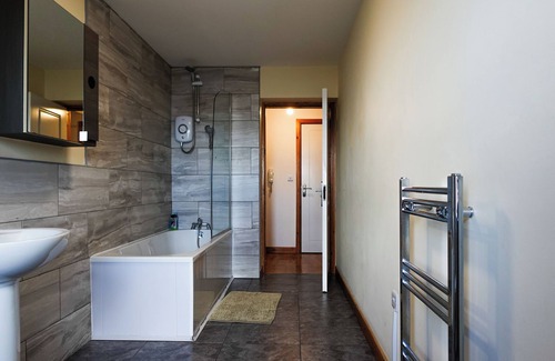 Old Trafford Apartment | The Blissful Heaven