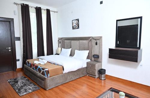 Bhimtal Hotel | The Blossom Glee