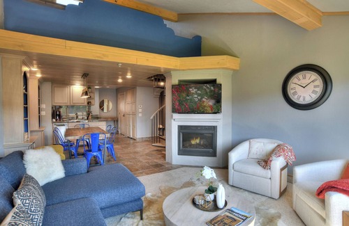 Purgatory Condo | The Blue Engineer (#515) |Near Ski - Golf/Pool/Hot Tub/AC - End Unit Views