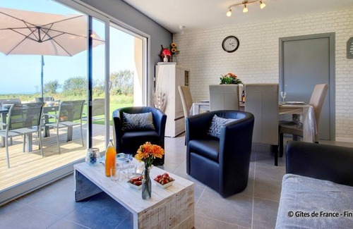 Saint-Mathieu House | The Blue Strike - LE-CONQUET