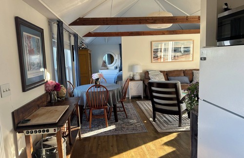 Stonington Cottage | The Boathouse: cozy cottage at harbor's edge - walk to downtown Stonington