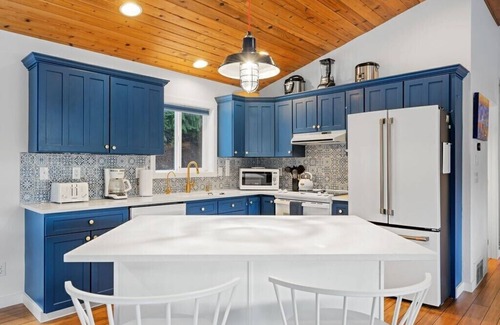 Coeur d'Alene House | The Boathouse Large Modern Renovated Waterfront Home with Decks and Docks
