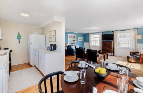 Kennebunkport Hotel | The Boathouse Waterfront Hotel & Marina
