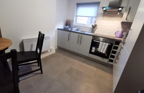 Liverpool Apartment | The Bob Marley 'One Love' Liverpool Apartment, Positive vibes, Wifi Netflix