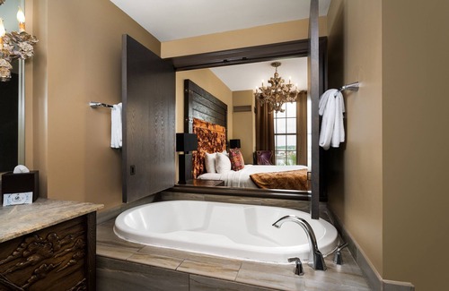 Historic District - North Hotel | The Bohemian Hotel Savannah Riverfront, Autograph Collection