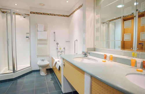Horwich Hotel | The Bolton Stadium Hotel, a member of Radisson Individuals