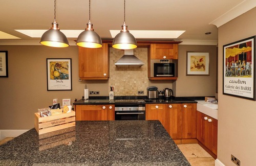 Warkworth Cottage | THE BOOK HOUSE, pet friendly, character holiday cottage in Warkworth