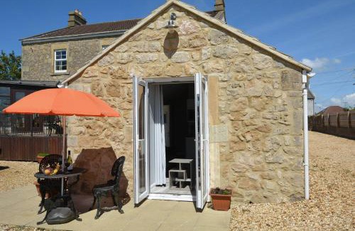 Tunley House | The Bothy - Ground floor conversion near Bath and Priston with outstanding views