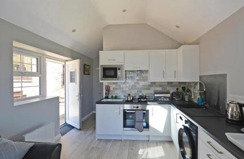 Tunley House | The Bothy - Ground floor conversion near Bath and Priston with outstanding views