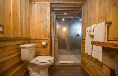 Zion National Park East Entrance Cabin | The Boundary Cabin 3