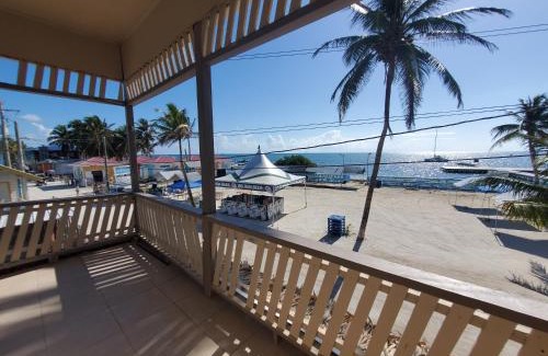 Caye Caulker Hotel | The Bounty
