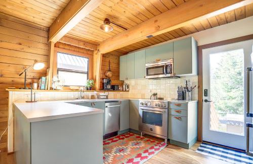 Government Camp House | The Bow Roof Cabin - Meredith Lodging