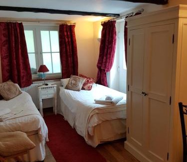 Cambridge Bed & Breakfast | The Brambles B&B
