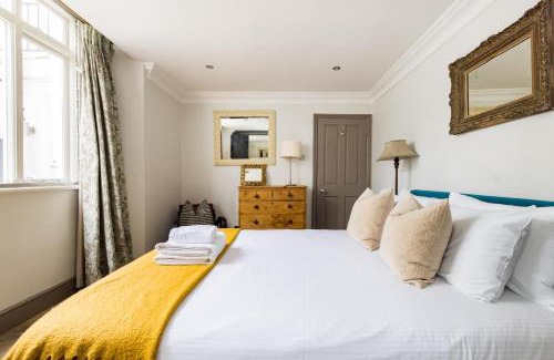 Campden Apartment | The Brunswick Oasis 2 bedroom in Notting Hill