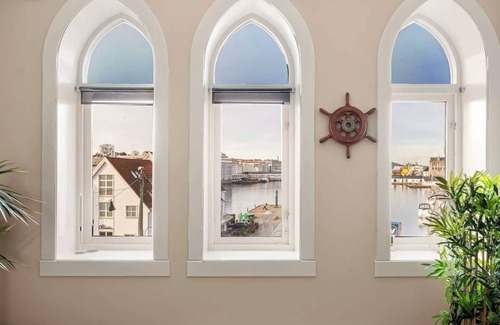 Bergen City Centre Apartment | The Bryggen Experience - Enjoy W Friends and Family