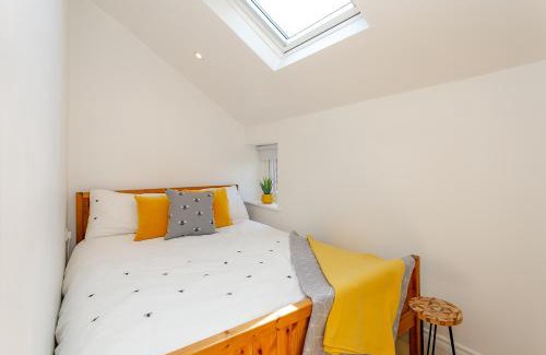 Harrogate House | The Bs Hive, Modern, stylish, 2 bedroom house, in Harrogate centre