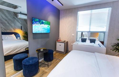 Blloku Hotel | The Bubbles - Jacuzzi Rooms Tirana