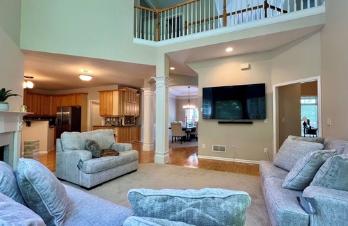 Buford House | The Buford Retreat 5 min. from Mall of Georgia