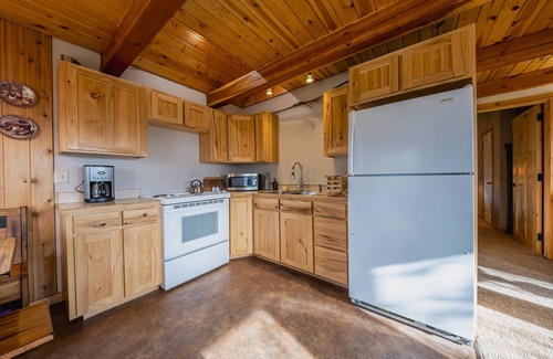 Eureka Cabin | The Cabin on the Ranch