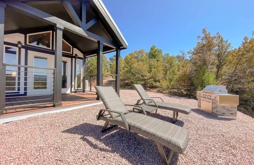 Canon City Cabin | The Cabin Summary: Th