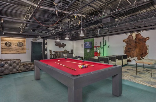 Amarillo Hotel | The Cactus Cove Inn and Suites