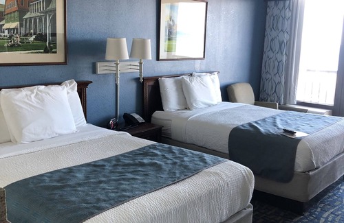Northeast Virginia Beach Hotel | The Capes Hotel