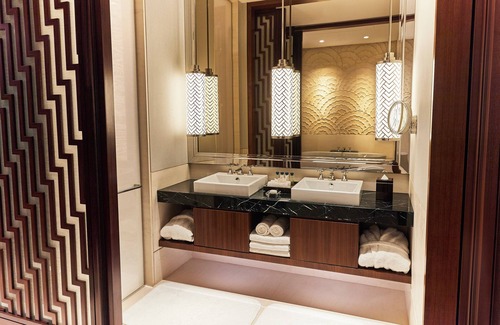 Downtown Singapore Hotel | The Capitol Kempinski Hotel Singapore