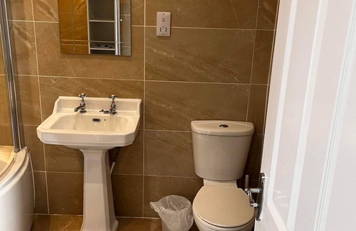 Staithes Hotel | The Captain Cook Inn