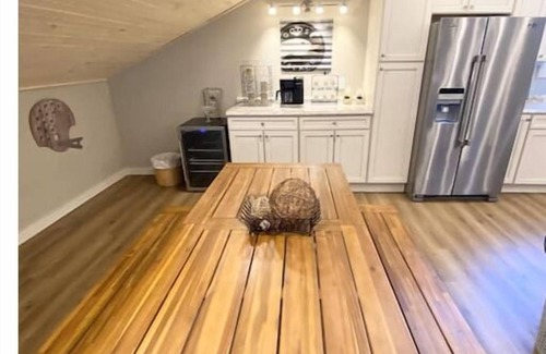 Chillicothe Apartment | The Carriage House - Downtown