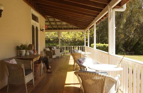 Pokolbin Hotel | The Carriages Boutique Hotel and Vineyard