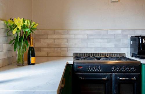 West Wallsend House | The Carrington Cottage