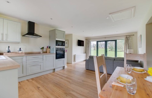 Weybread Cottage | The Cart Lodge