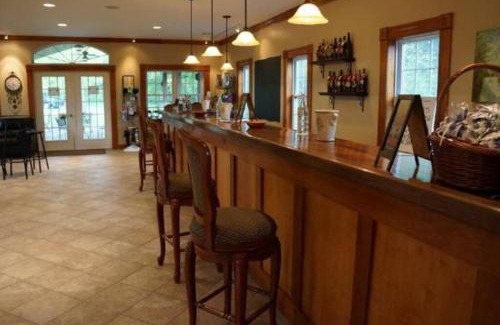 Wyalusing Apartment | The Cast Iron Lady