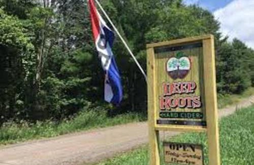 Wyalusing Apartment | The Cast Iron Lady