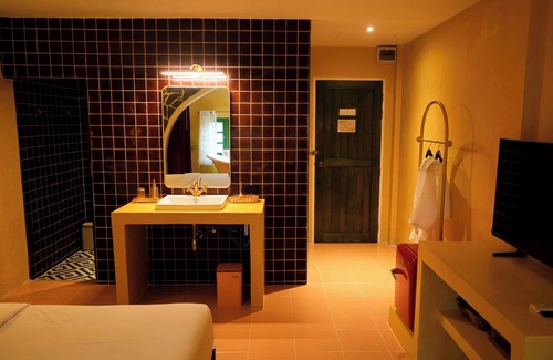 Koh Lan Hotel | The Castello Resort