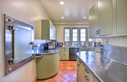 Hacienda Heights House | 'The Castle' Hacienda Heights Home w/Patio & Pool