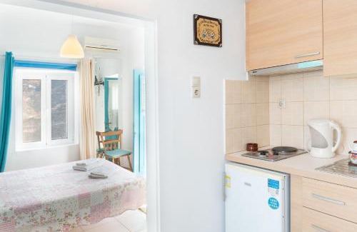 Ioulida Apartment | The Castle House Kea