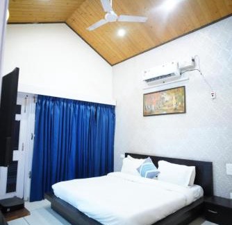 Kasauli Hotel | The Castle Villa Pine View Kasauli