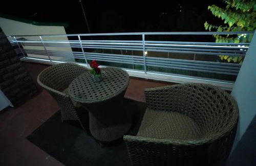 Kasauli Hotel | The Castle Villa Pine View Kasauli