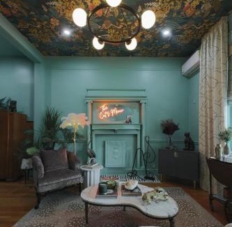 Downtown El Paso Apartment | The Cat's Meow Apt 1 Sunset Heights