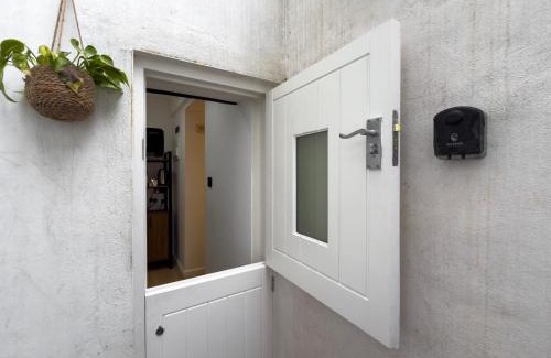 Addison Apartment | The Cellar