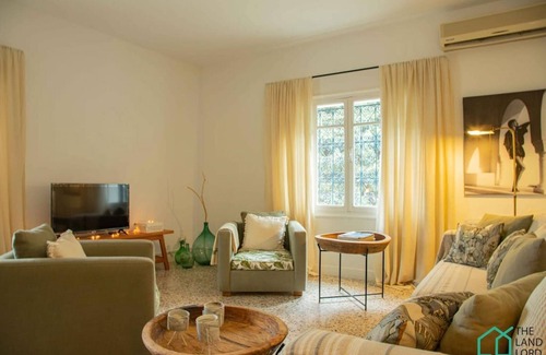 La Marsa Apartment | The Central Point of La Marsa