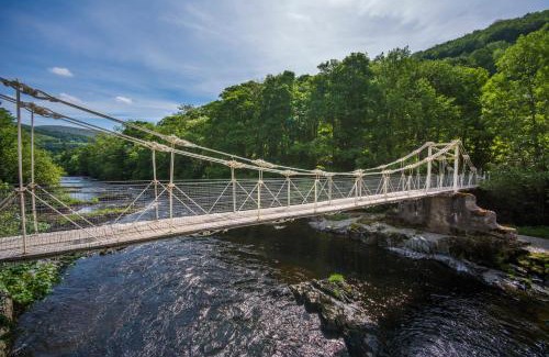 Llangollen Hotel | The Chainbridge Hotel