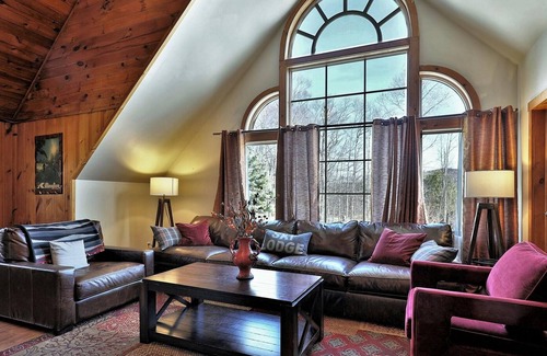 Killington House | The Chalet on West Park by Killington Vacation Rentals