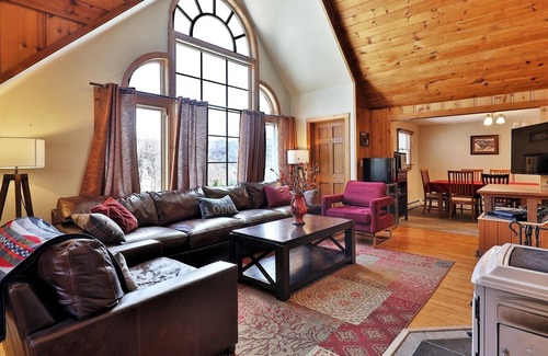 Killington House | The Chalet on West Park by Killington Vacation Rentals