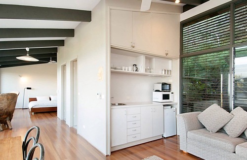 Killcare House | The Chalets at Putty Beach by HolidayCo.