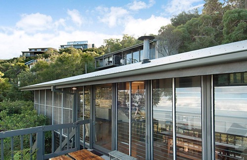 Killcare House | The Chalets at Putty Beach by HolidayCo.