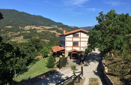 Basieda House | The Charm of Nature. Ideal for families with children